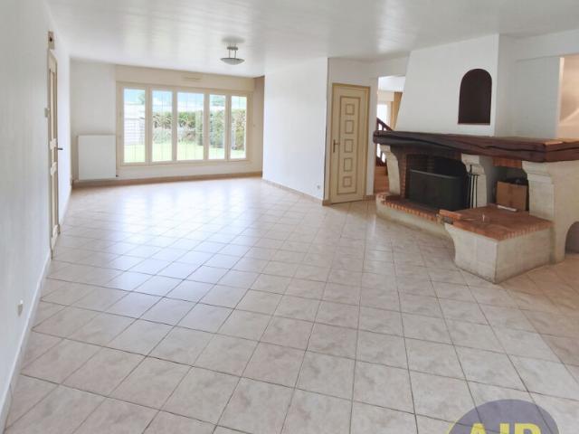 Maison location à Segré, Chazé-sur-argos
