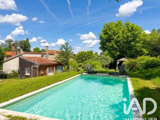 Maison location à Confolens, Ambérac