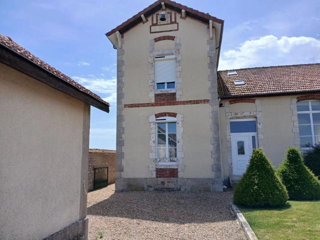 Maison location à Chartres, Janville