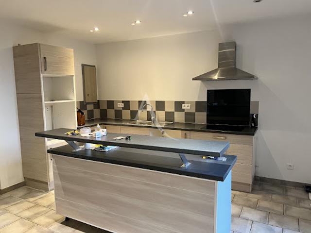 Maison location à France métropolitaine, Miramas