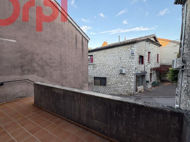 Maison location à Saint-Laurent-sous-Coiron, Ardèche