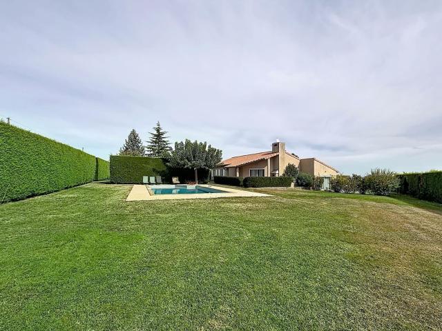 Maison location à Le Village, Cheminas
