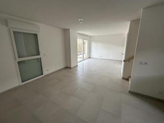 Maison location à Nîmes, Redessan