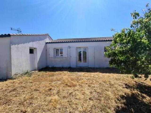 Maison location à France métropolitaine, Vairé