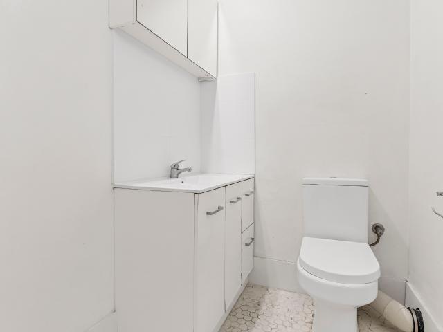 Apartment for sale in Rivervale, Western Australia