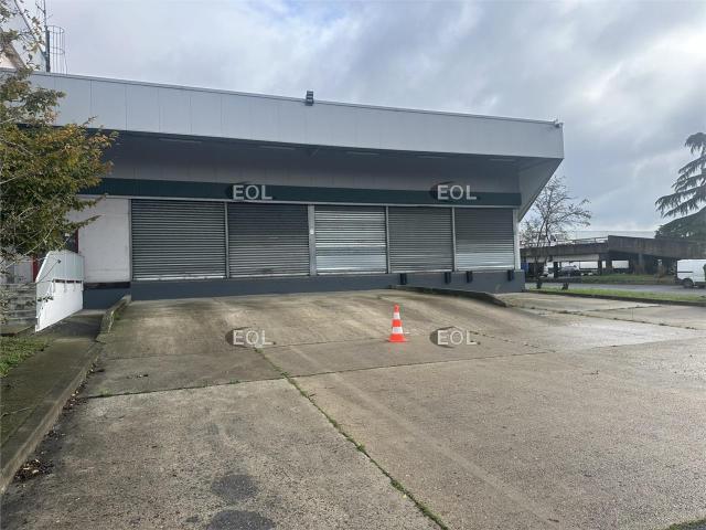 Local Commercial location à Le Raincy, Aulnay-sous-bois