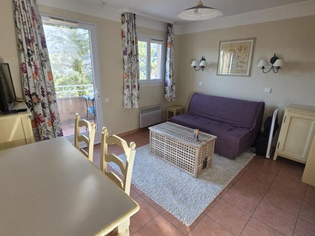 Studio location à Arrondissement de Draguignan, Roquebrune-sur-argens