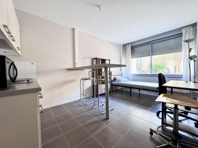 Studio location à Nîmes