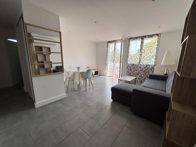 Appartement location à Triangle de la Gare, Nîmes