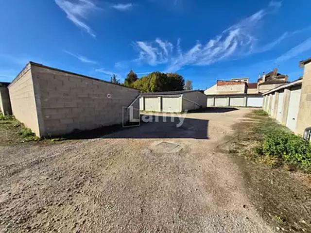 Garage location à Sens, Yonne