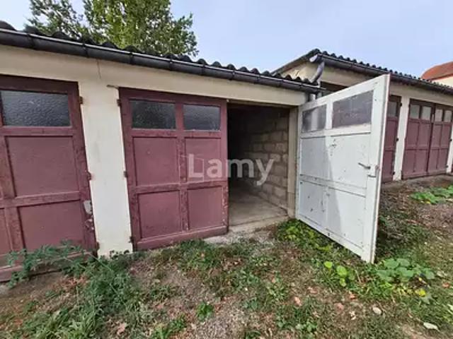 Garage location à Centre-Ville, Auxerre