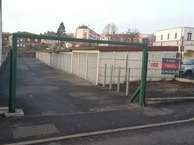 Garage location à Senlis, Montataire