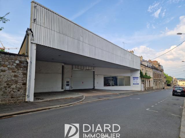Garage location à Fougères, Centre ville - Urbanistes