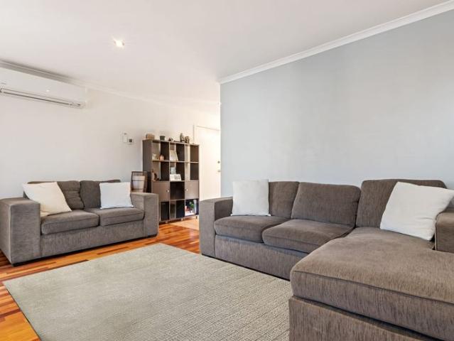 Townhouse for rent in Camerons Creek, Victoria