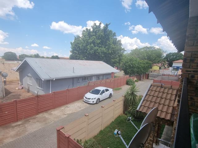 Apartment for rent in Boitekong Ext 26, Rustenburg Local Municipality