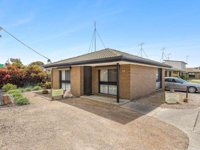 Apartment for sale in Torquay, Victoria
