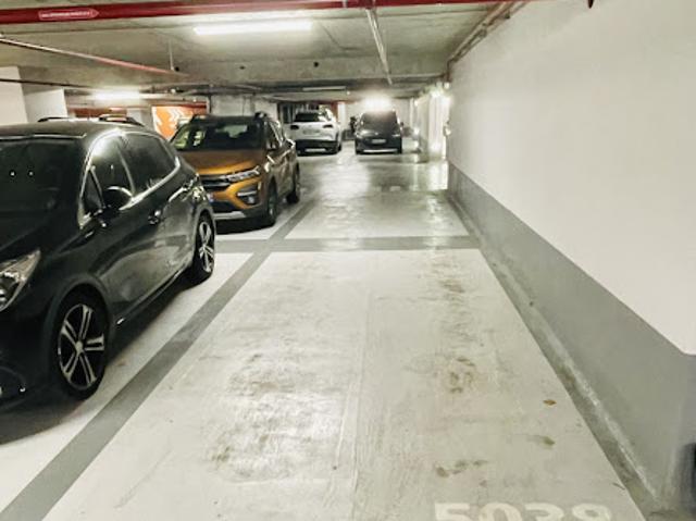Garage location à Quartier Les Hauts d'Issy / Les Epinettes / Le Fort, Issy-les-Moulineaux
