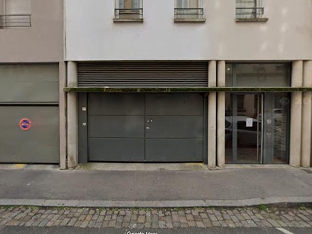 Garage location à Gorge de Loup, Lyon