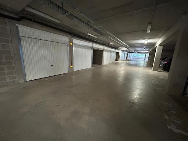 Garage location à Metz