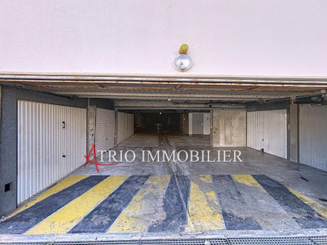 Garage location à Saint-Laurent-du-Var, Alpes-Maritimes