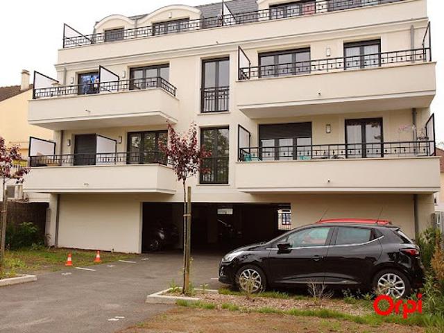 Garage location à Sainte-Geneviève-des-Bois, Essonne