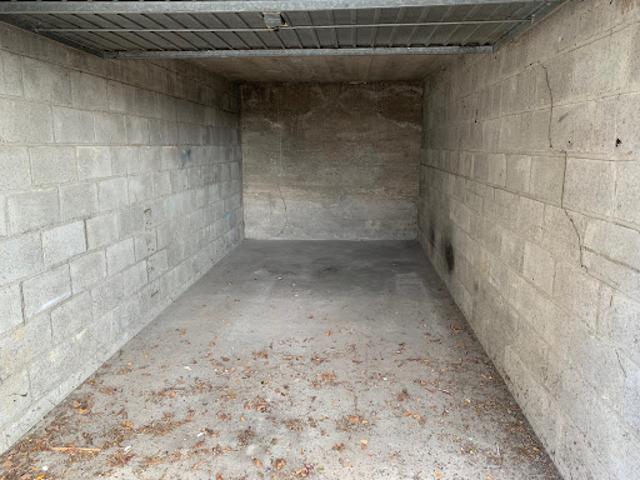Garage location à Évreux, Evreux