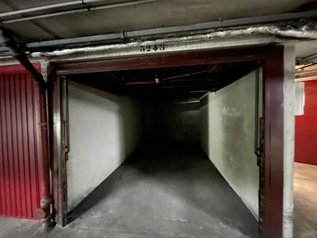 Garage location à Paris, Quartier de la Roquette Garage location à Paris, Quartier de la Roquette