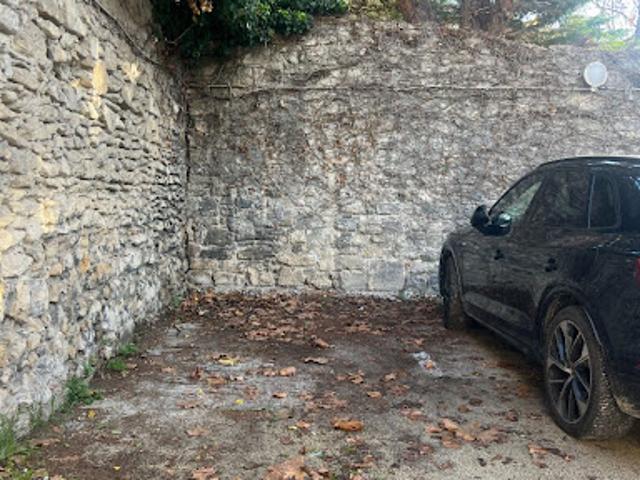 Garage location à Synagogue, Avignon