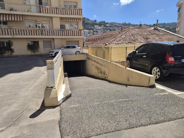 Garage location à Nice