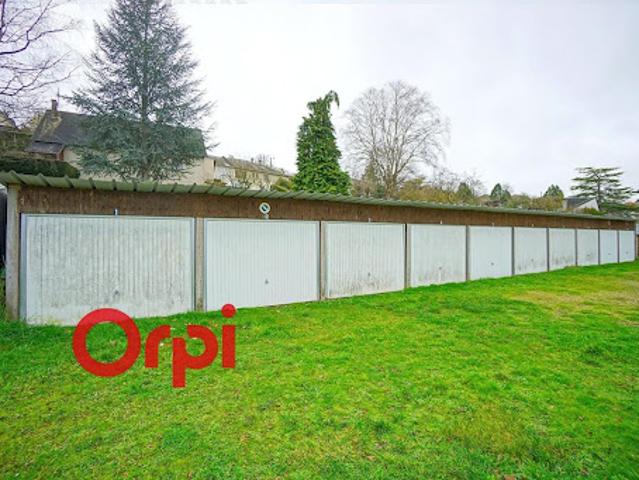 Garage location à Bernay