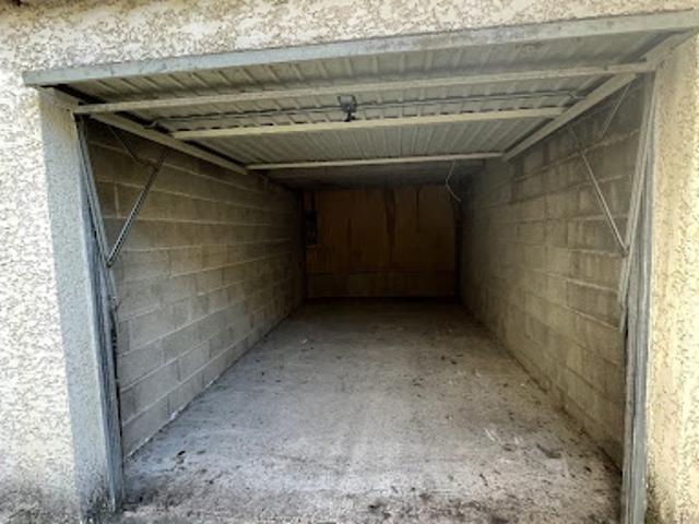 Garage location à Béziers