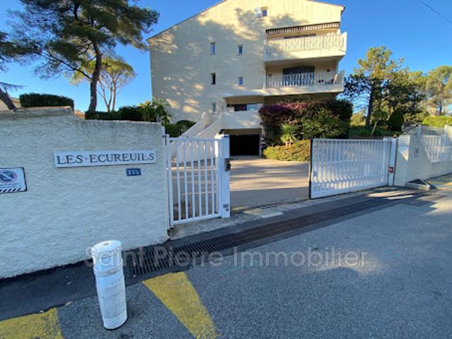 Garage location à Arrondissement de Draguignan, Saint-raphaël