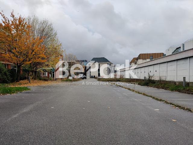 Garage location à Versailles