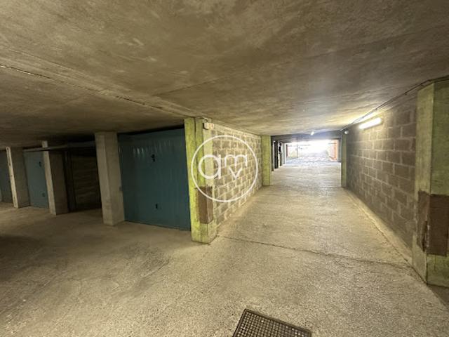 Garage location à Arrondissement de Toulon, Hyères