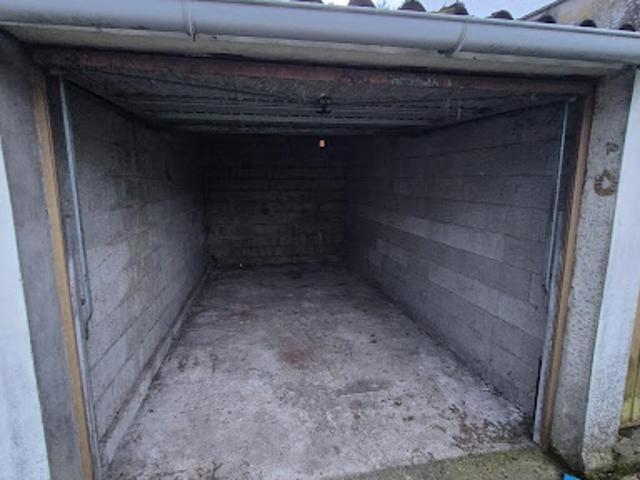 Garage location à Corbeil-Essonnes, Essonne