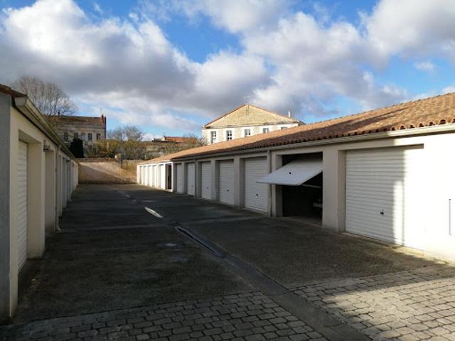 Garage location à Corderie Royale, Rochefort
