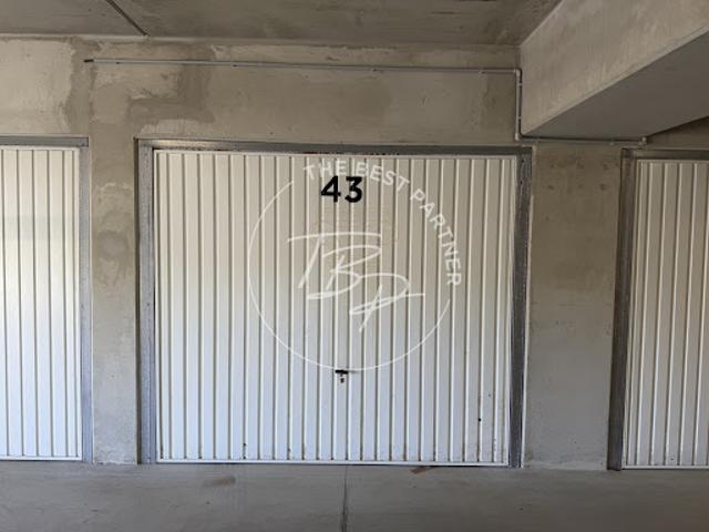 Garage location à Béziers, Sérignan