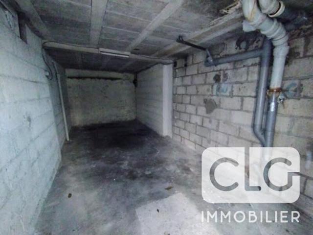 Garage location à Quimper, Bretagne