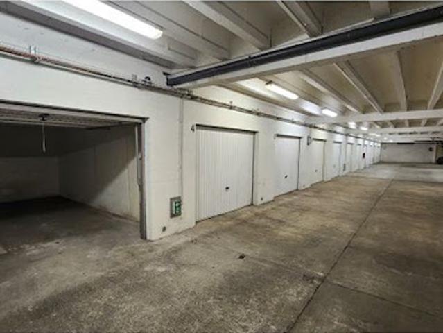Garage location à Mantes-la-Jolie, Mantes-la-ville