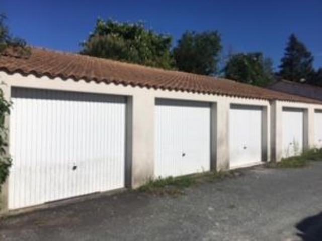 Garage location à Chante-Alouette, Rochefort