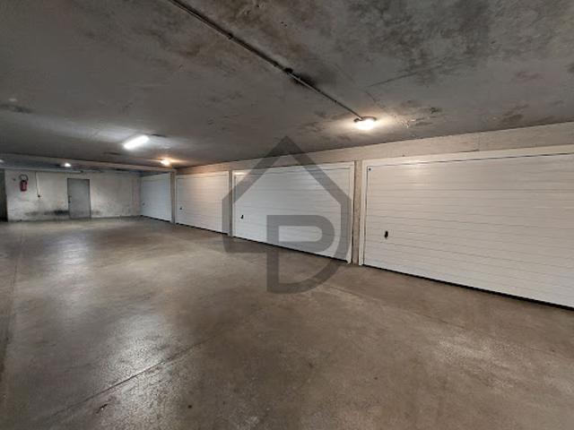 Garage location à Saint-Germain-en-Laye, Sartrouville