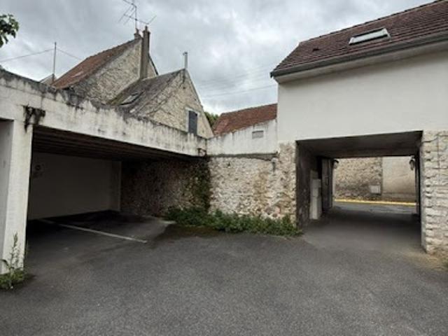 Garage location à Les Hautes Garces, Étampes