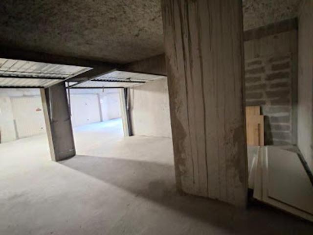 Garage location à Forcalquier, Manosque