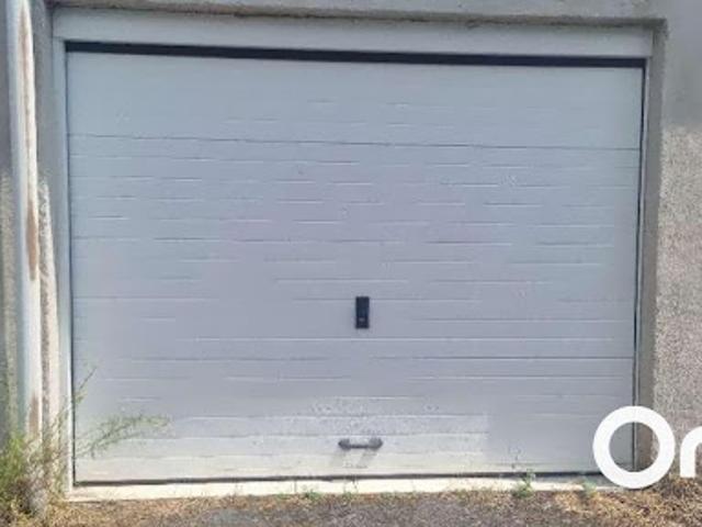 Garage location à Saint-Flour, Saint-flour