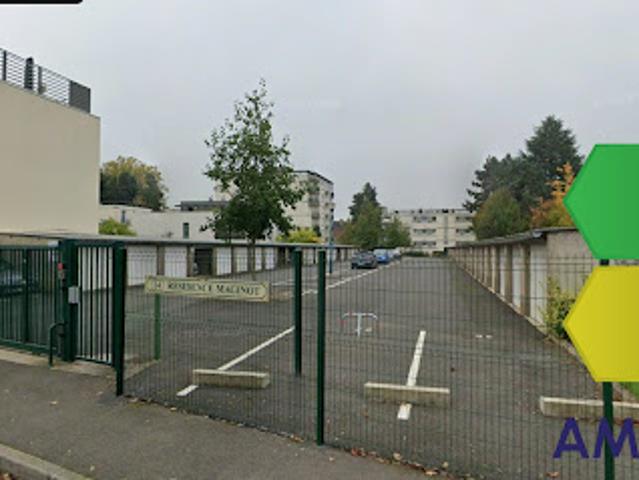 Garage location à Tours