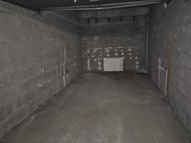 Garage location à Pontoise, Mériel