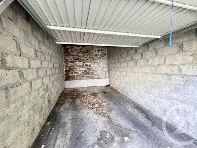 Garage location à Lorient, Bretagne
