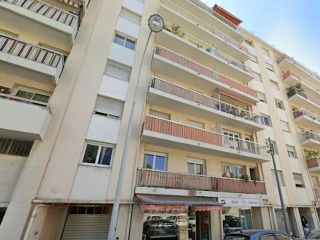 Garage location à Nice