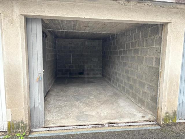 Garage location à Romans-sur-Isère, Drôme