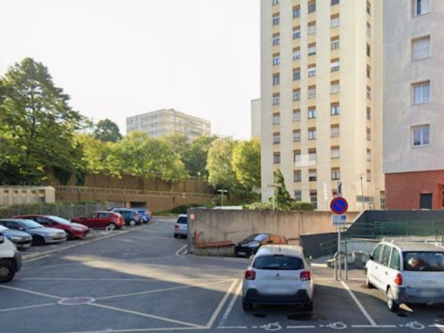 Garage location à Saint-ouen-l'aumône